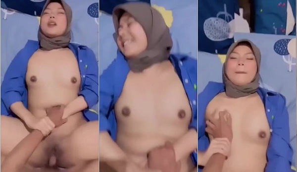 Hijabers Cantik Karyawan Bank Ketagihan Crott Dalem – Bokep Indo